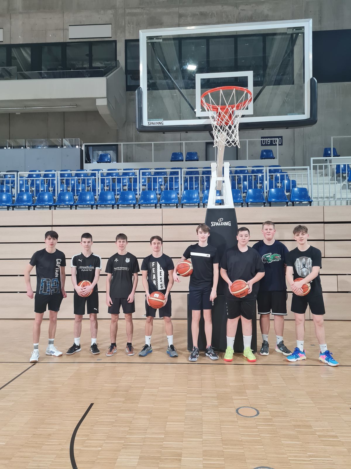CBS Heidelberg Punkten im Basketball! Schüler der TGMittelstufe bei